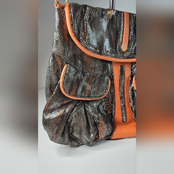 MALINI MURJANI EXOTIC HOBO POCKET LEATHER SHOULDER BAG SILVER BLACK ORANGE - Picture 2 of 16